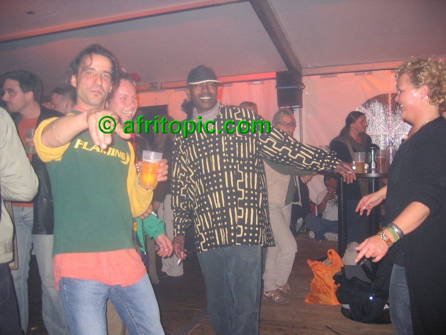 ../Images/afw2006c 642.jpg